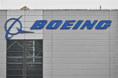 boeing 787 fuel burn rate.